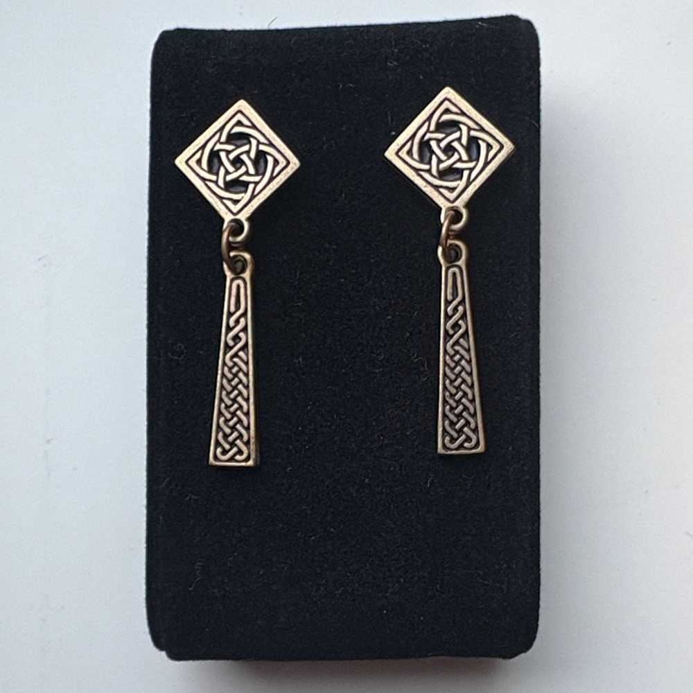 Elegant Gold Tone Celtic Knot Earrings